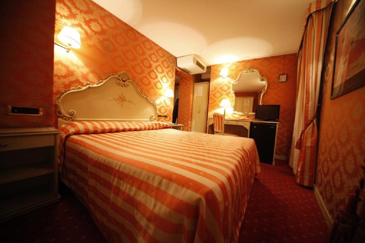 Hotel Lux Venise Extérieur photo
